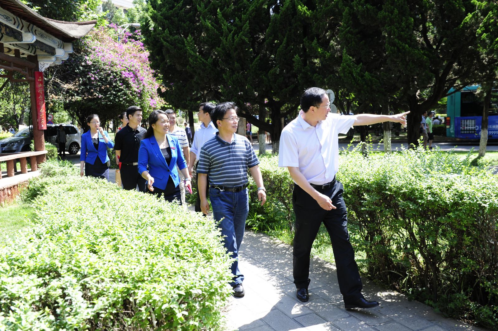 中组部干教局常务副局长时玉宝一行参观西南联大博物馆